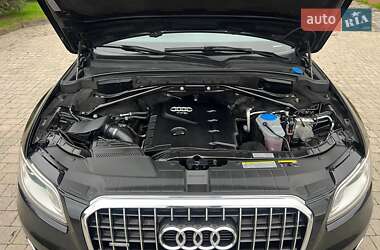Внедорожник / Кроссовер Audi Q5 2015 в 