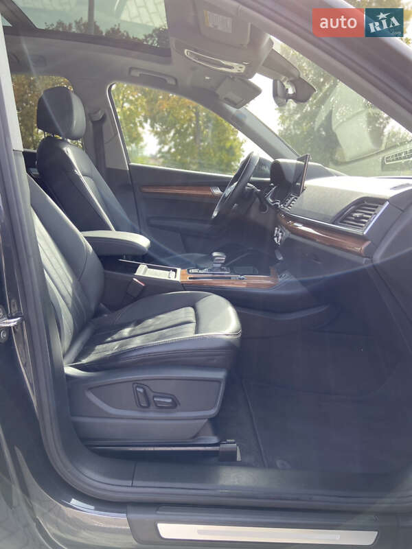 Позашляховик / Кросовер Audi Q5 2021 в Тернополі фото 25 Позашляховик / Кросовер Audi Q5 2021 в Тернополі