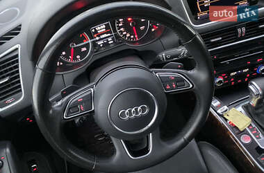 Внедорожник / Кроссовер Audi Q5 2015 в 