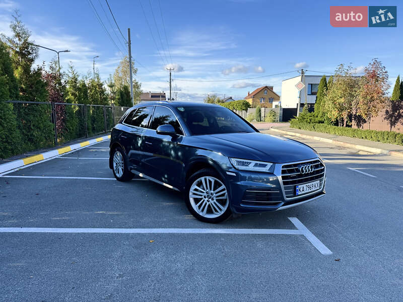 Внедорожник / Кроссовер Audi Q5 2017 в Киеве