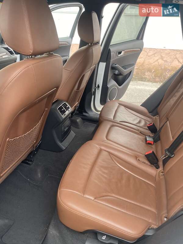 Позашляховик / Кросовер Audi Q5 2011 в Тернополі