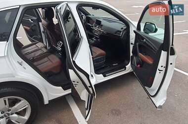 Внедорожник / Кроссовер Audi Q5 2019 в 