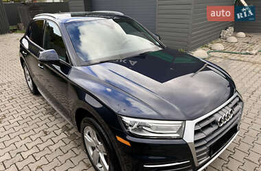 Внедорожник / Кроссовер Audi Q5 2017 в 