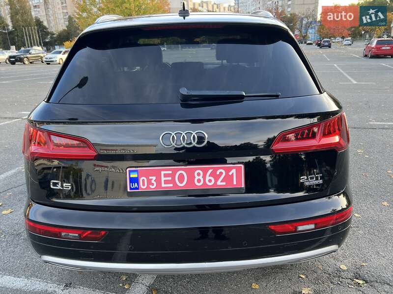 Внедорожник / Кроссовер Audi Q5 2017 в Киеве