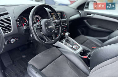 Позашляховик / Кросовер Audi Q5 2017 в 
