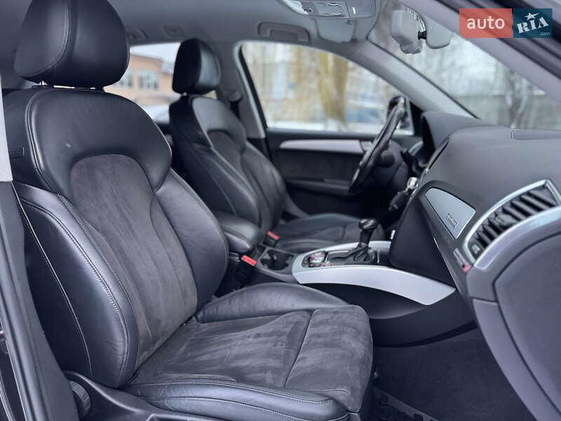 Позашляховик / Кросовер Audi Q5 2017 в Чернівцях