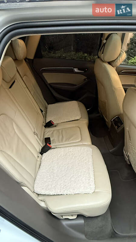 Позашляховик / Кросовер Audi Q5 2014 в Києві
