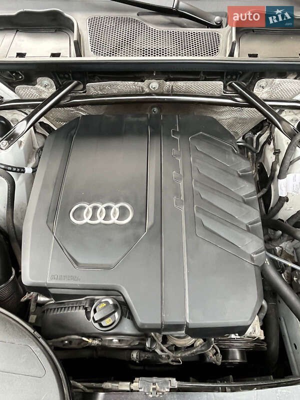 Внедорожник / Кроссовер Audi Q5 2020 в Луцке