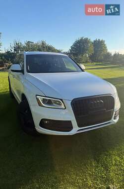Внедорожник / Кроссовер Audi Q5 2016 в 