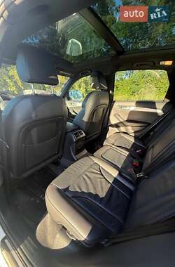 Внедорожник / Кроссовер Audi Q5 2016 в 