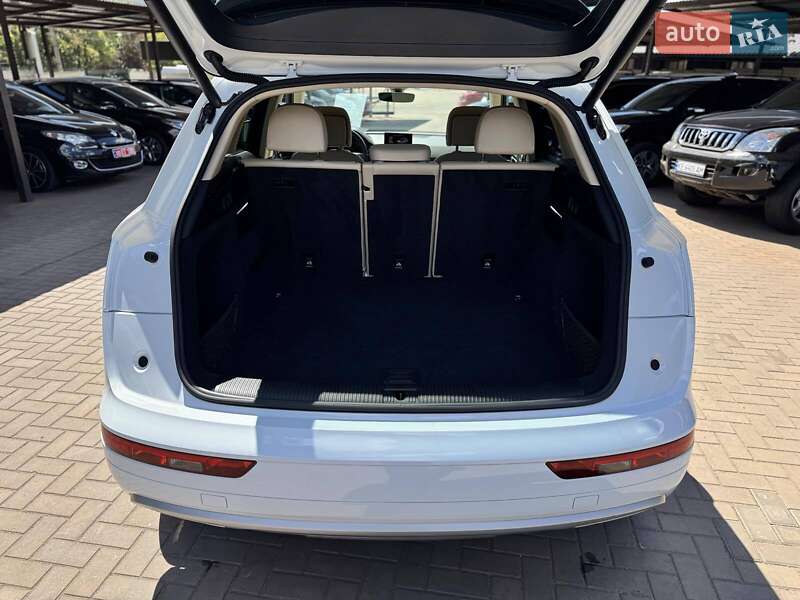 Позашляховик / Кросовер Audi Q5 2019 в Кривому Розі фото 8 Позашляховик / Кросовер Audi Q5 2019 в Кривому Розі