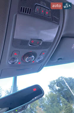 Внедорожник / Кроссовер Audi Q5 2016 в 