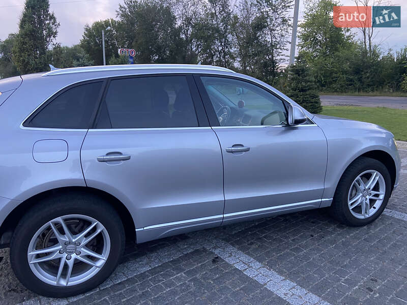 Позашляховик / Кросовер Audi Q5 2016 в Пирятині