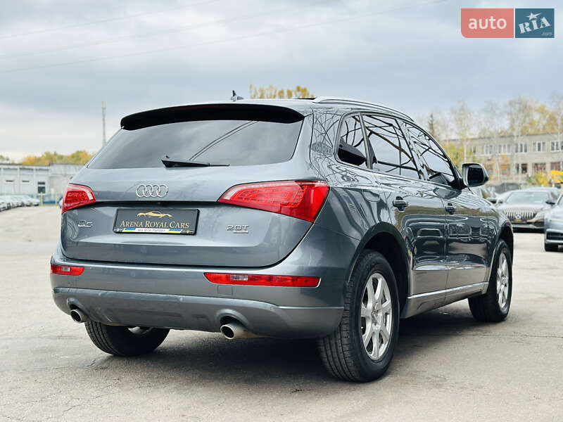 Внедорожник / Кроссовер Audi Q5 2011 в Харькове