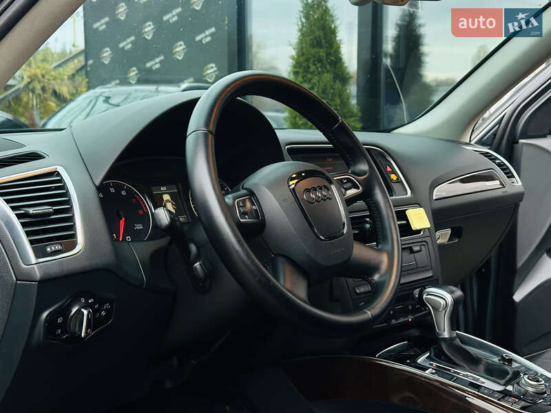 Внедорожник / Кроссовер Audi Q5 2011 в Харькове