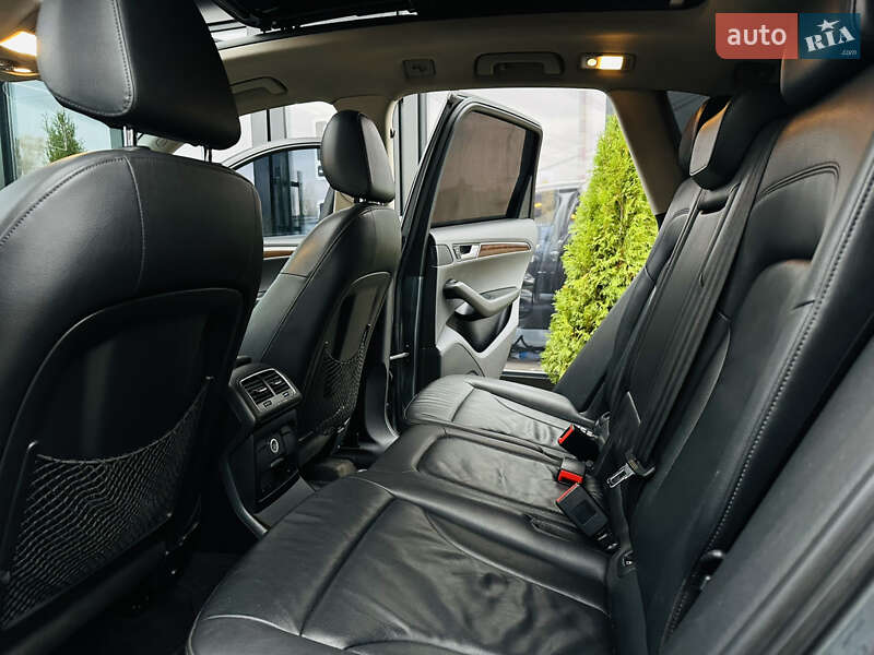 Внедорожник / Кроссовер Audi Q5 2011 в Харькове