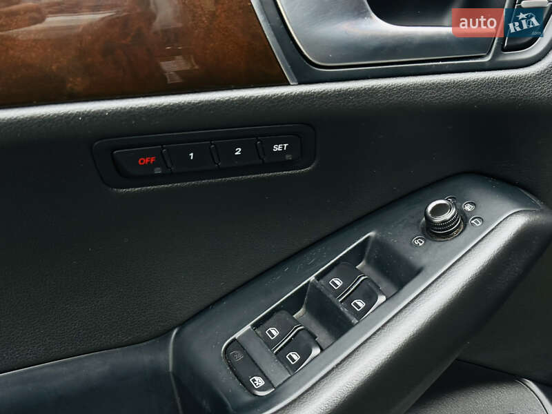 Внедорожник / Кроссовер Audi Q5 2011 в Харькове