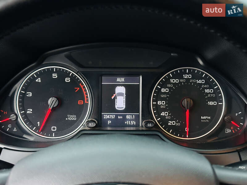 Внедорожник / Кроссовер Audi Q5 2011 в Харькове