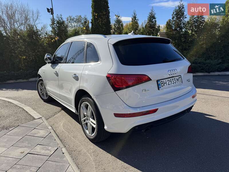 Позашляховик / Кросовер Audi Q5 2014 в Києві