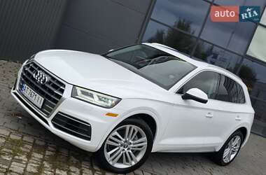 Позашляховик / Кросовер Audi Q5 2017 в 