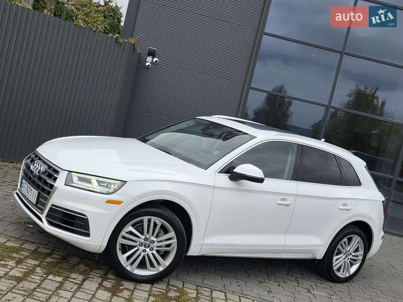 Внедорожник / Кроссовер Audi Q5 2017 в Ивано-Франковске