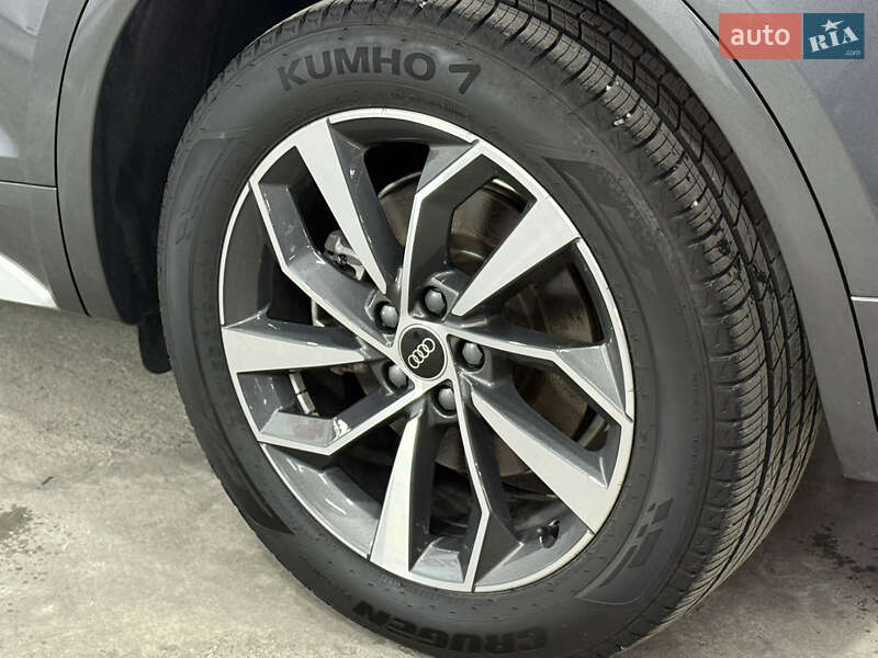 Позашляховик / Кросовер Audi Q5 2022 в Одесі