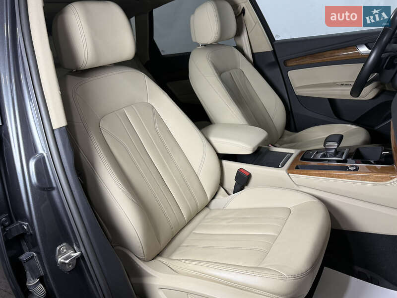 Позашляховик / Кросовер Audi Q5 2022 в Одесі