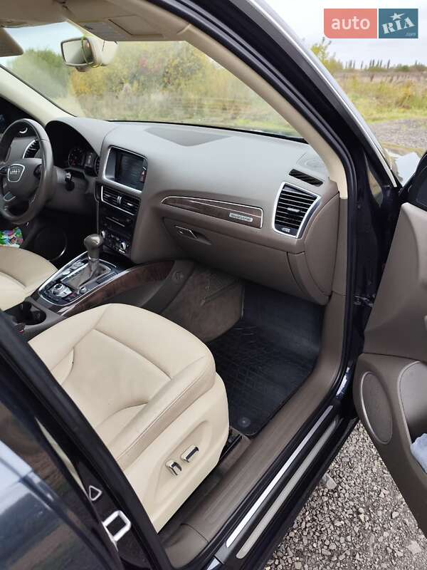 Позашляховик / Кросовер Audi Q5 2013 в Луцьку
