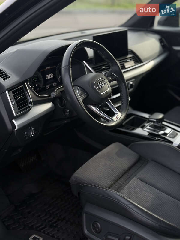Позашляховик / Кросовер Audi Q5 2020 в Рівному