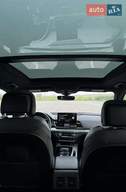 Внедорожник / Кроссовер Audi Q5 2020 в 