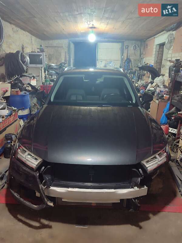 Внедорожник / Кроссовер Audi Q5 2020 в Богуславе