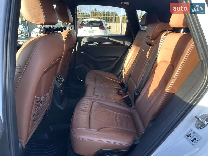 Позашляховик / Кросовер Audi Q5 2012 в Львові