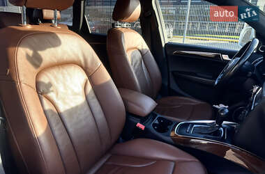 Внедорожник / Кроссовер Audi Q5 2012 в 