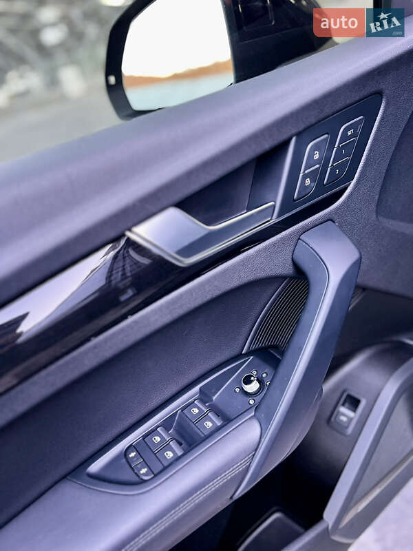 Внедорожник / Кроссовер Audi Q5 2019 в Львове