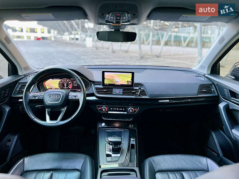 Внедорожник / Кроссовер Audi Q5 2019 в Львове