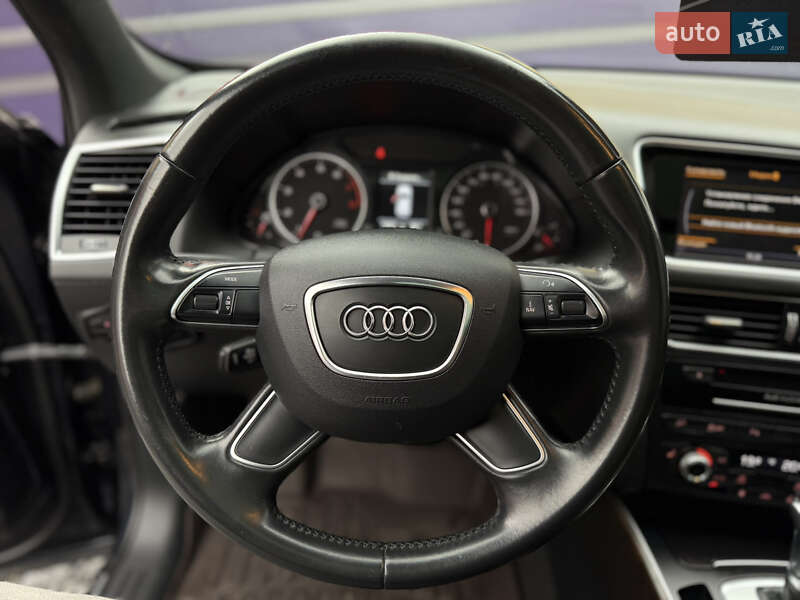 Позашляховик / Кросовер Audi Q5 2016 в Стрию
