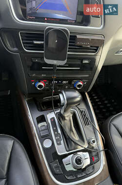 Позашляховик / Кросовер Audi Q5 2015 в 