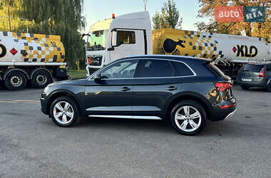 Позашляховик / Кросовер Audi Q5 2017 в 