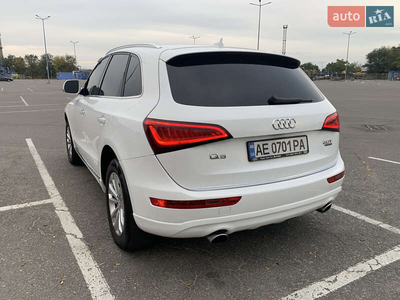 Позашляховик / Кросовер Audi Q5 2016 в Дніпрі
