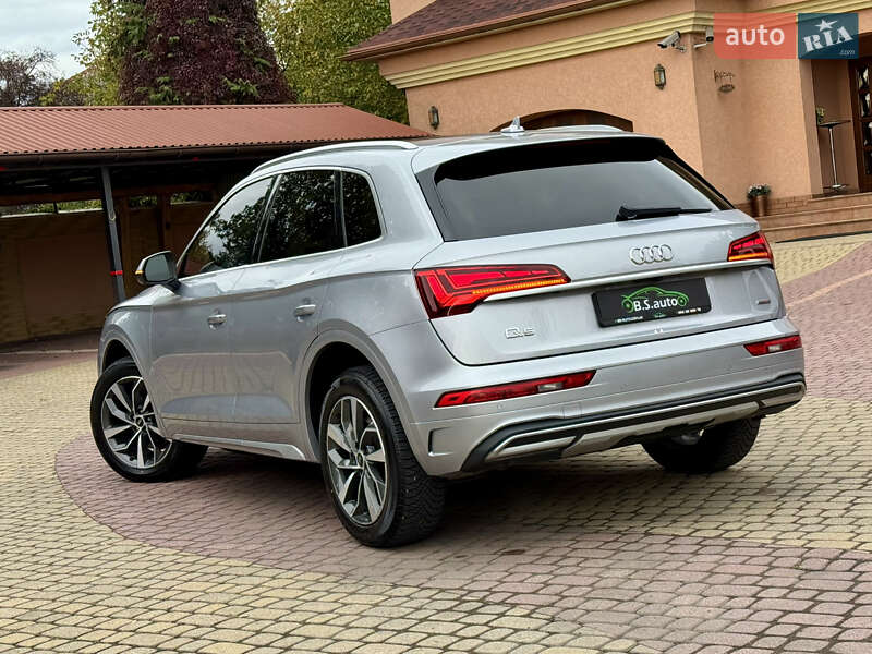 Внедорожник / Кроссовер Audi Q5 2021 в Мукачево