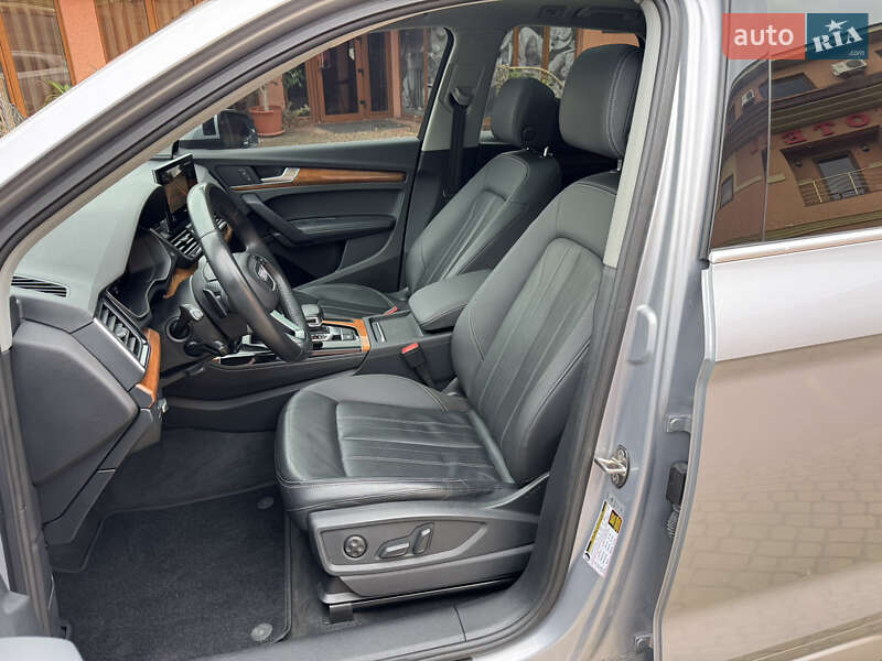Внедорожник / Кроссовер Audi Q5 2021 в Мукачево