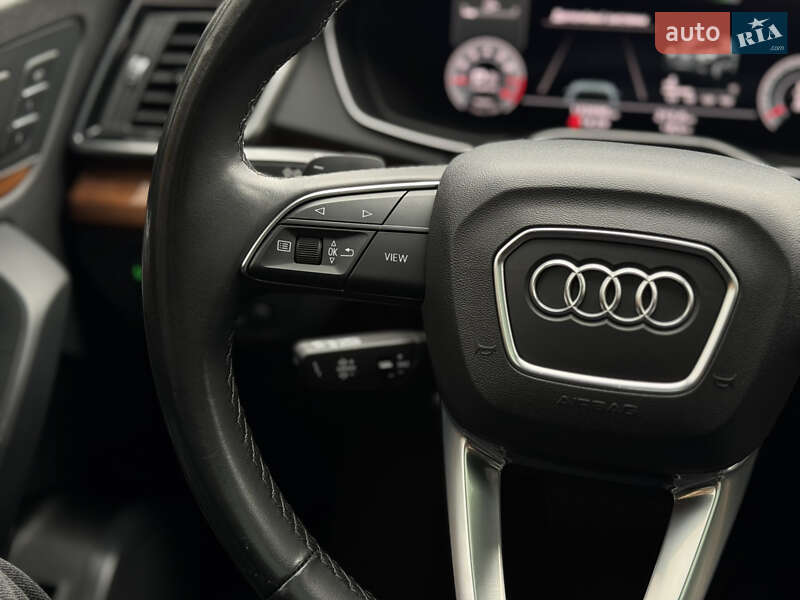Внедорожник / Кроссовер Audi Q5 2021 в Мукачево