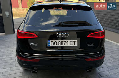Позашляховик / Кросовер Audi Q5 2016 в 
