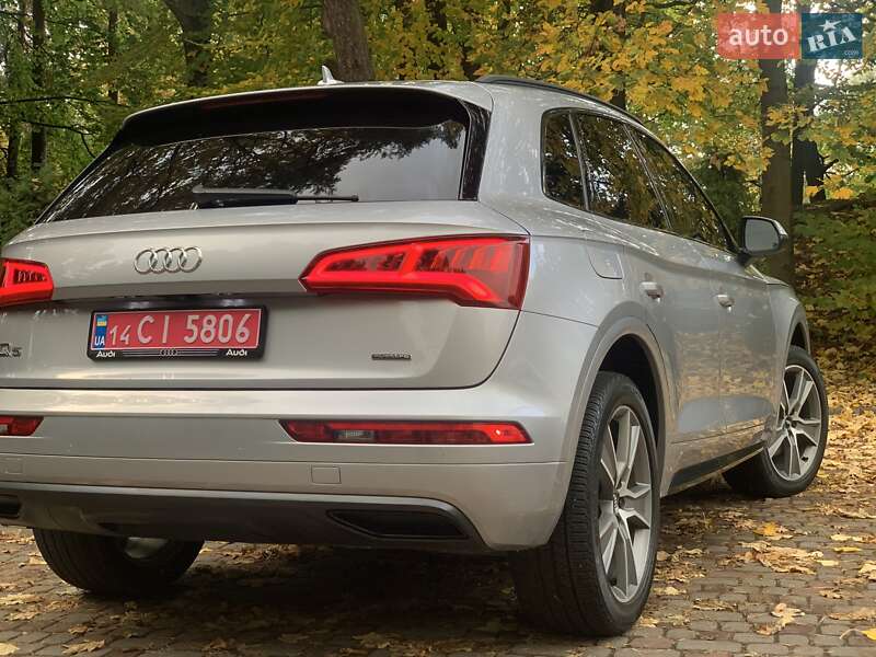 Внедорожник / Кроссовер Audi Q5 2018 в Дрогобыче