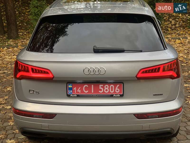 Внедорожник / Кроссовер Audi Q5 2018 в Дрогобыче