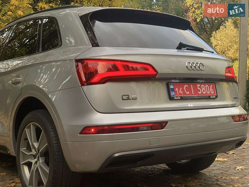 Внедорожник / Кроссовер Audi Q5 2018 в Дрогобыче