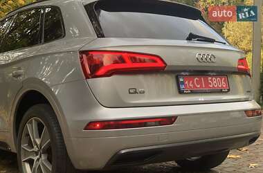 Позашляховик / Кросовер Audi Q5 2018 в 