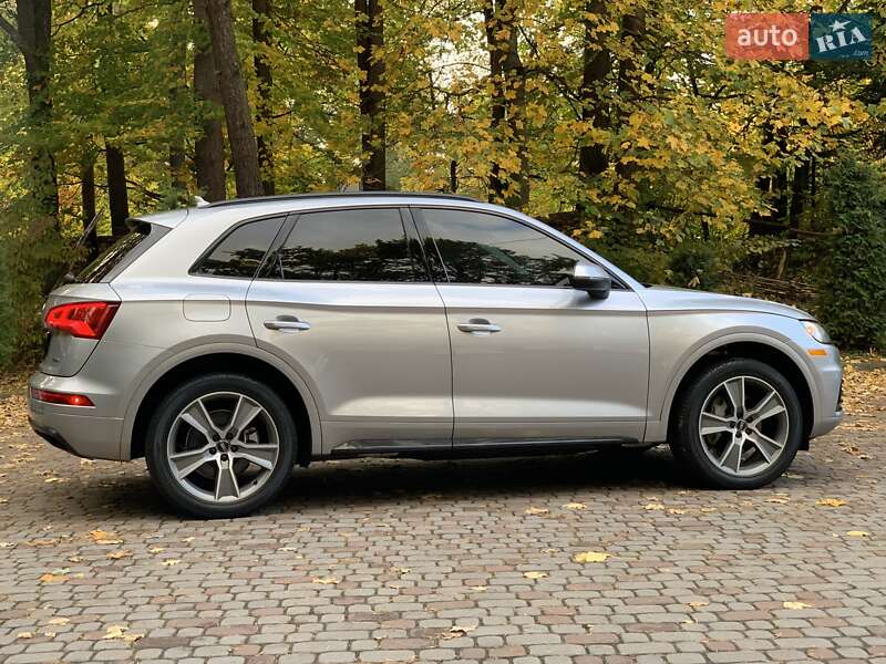 Внедорожник / Кроссовер Audi Q5 2018 в Дрогобыче