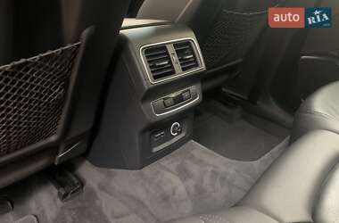 Позашляховик / Кросовер Audi Q5 2018 в 
