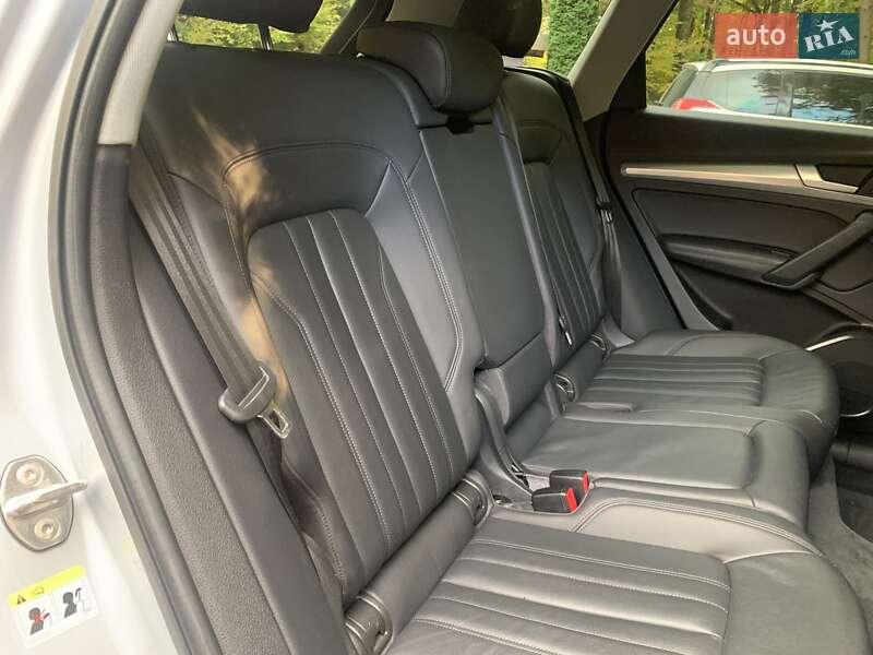 Внедорожник / Кроссовер Audi Q5 2018 в Дрогобыче